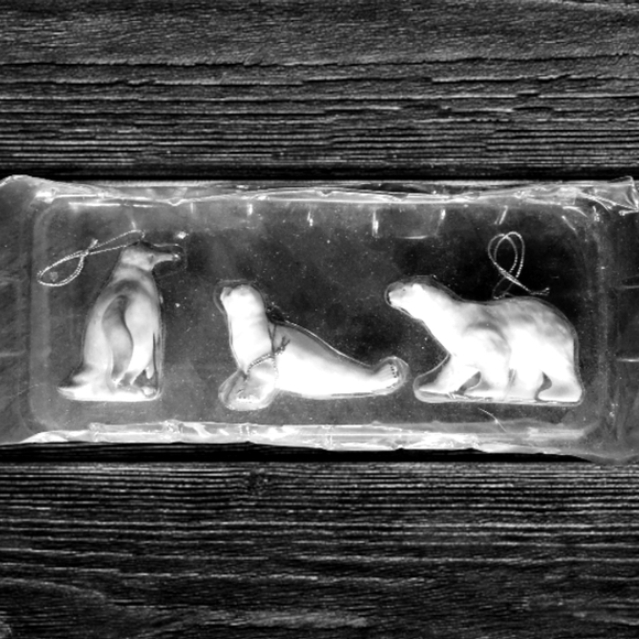 Vintage Other - Vtg Polar Wildlife Ornaments Bear Seal Penguin Porcelain